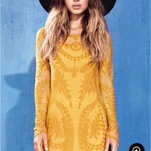 Divided‎ H&M Yellow Lace Long Sleeve Dress